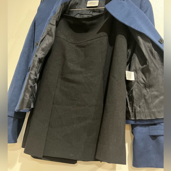 Akris Punto Navy Wool Blazer & Black Skirt Set | Fall Designer Workwear Suit - Picture 5 of 6